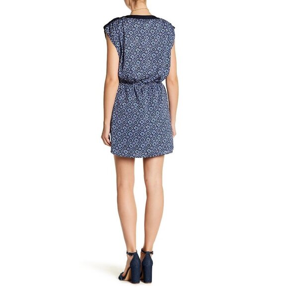 đź’•CUPCAKES and CASHMEREđź’• Rory Printed Short Dress S Small NWT Tile Print - Picture 3 of 8